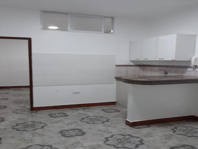 #762 - Suites para Alquiler en Guayaquil - G - 2