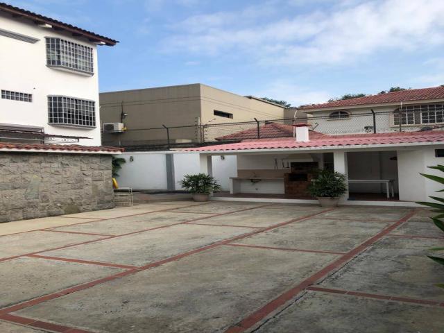 #815 - Casas para Venta en Guayaquil - G