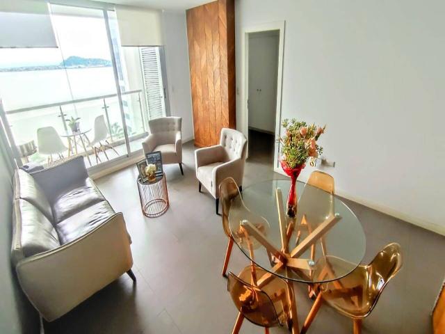 Venta en Puerto Santa Ana - Guayaquil