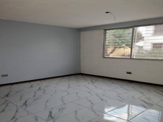 #951 - Suites para Venta en Guayaquil - G - 3