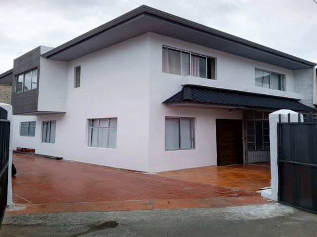 CASA EN VENTA 125M2 - SECTOR MONAY -  CANTÓN CUENCA - AZUAY