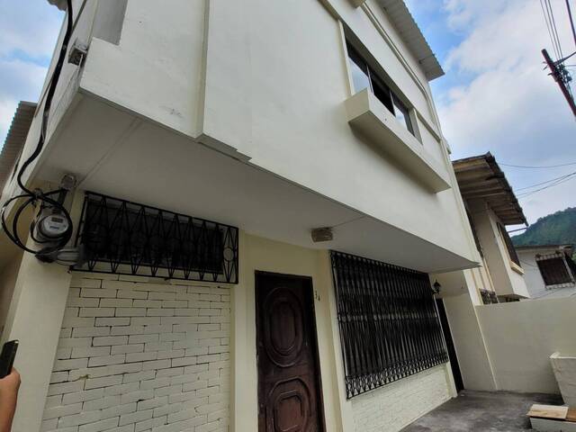 #1115 - Casas para Venta en Guayaquil - G - 1